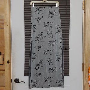 Pia womans skirt  waist 26 inches